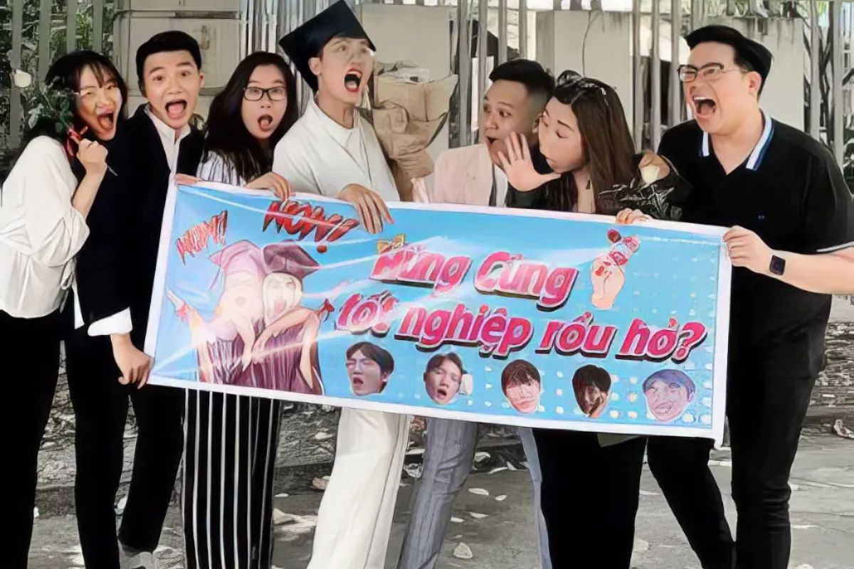 băng rôn tốt nghiệp hài hước