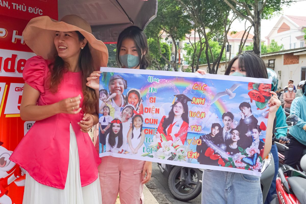 băng rôn tốt nghiệp