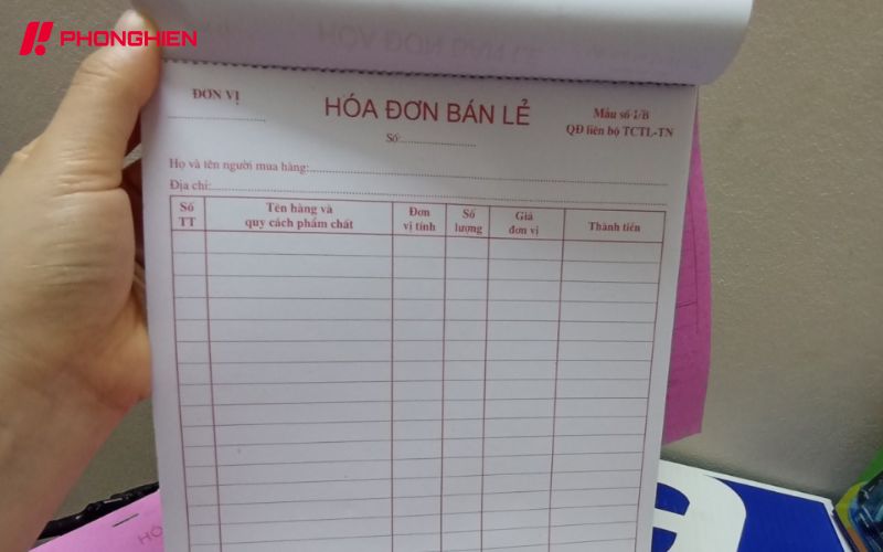 Giấy carbonless in hóa đơn khổ A4, A5
