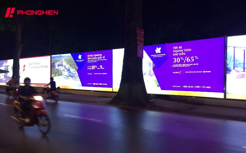 Bạt Hiflex xuyên sáng