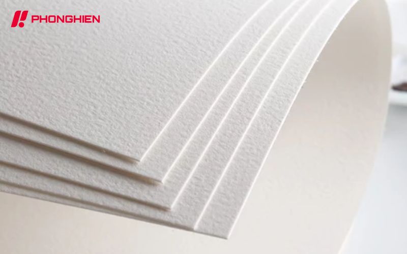 Giấy Duplex là loại giấy bìa cứng được ép từ nhiều lớp bột giấy